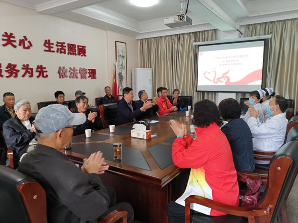 淮南市助力健康 情暖老兵 市軍休所聯(lián)合市第三人民醫(yī)院開展老年慢病健康知識(shí)講座活動(dòng)