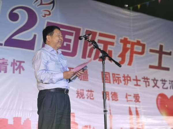 淮南市職業(yè)技術學院醫(yī)學院舉辦紀念“5.12國際護士節(jié)”授帽儀式暨文藝匯演活動