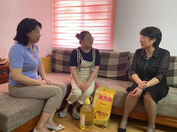 淮南市總工會開展“六一”兒童節關愛慰問活動