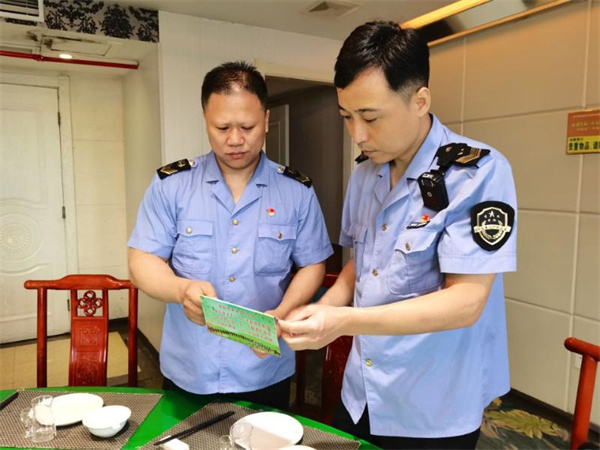 淮南市市場監督管理局開具我市首張“反食品浪費”罰單