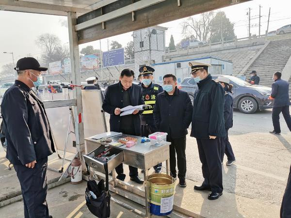 淮南市交通運輸局黨組書記、局長李輝督查指導春運交通安全生產及疫情防控工作