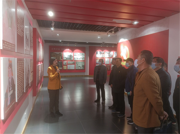 淮南市中小企業發展促進中心組織黨員干部參觀廉政教育基地